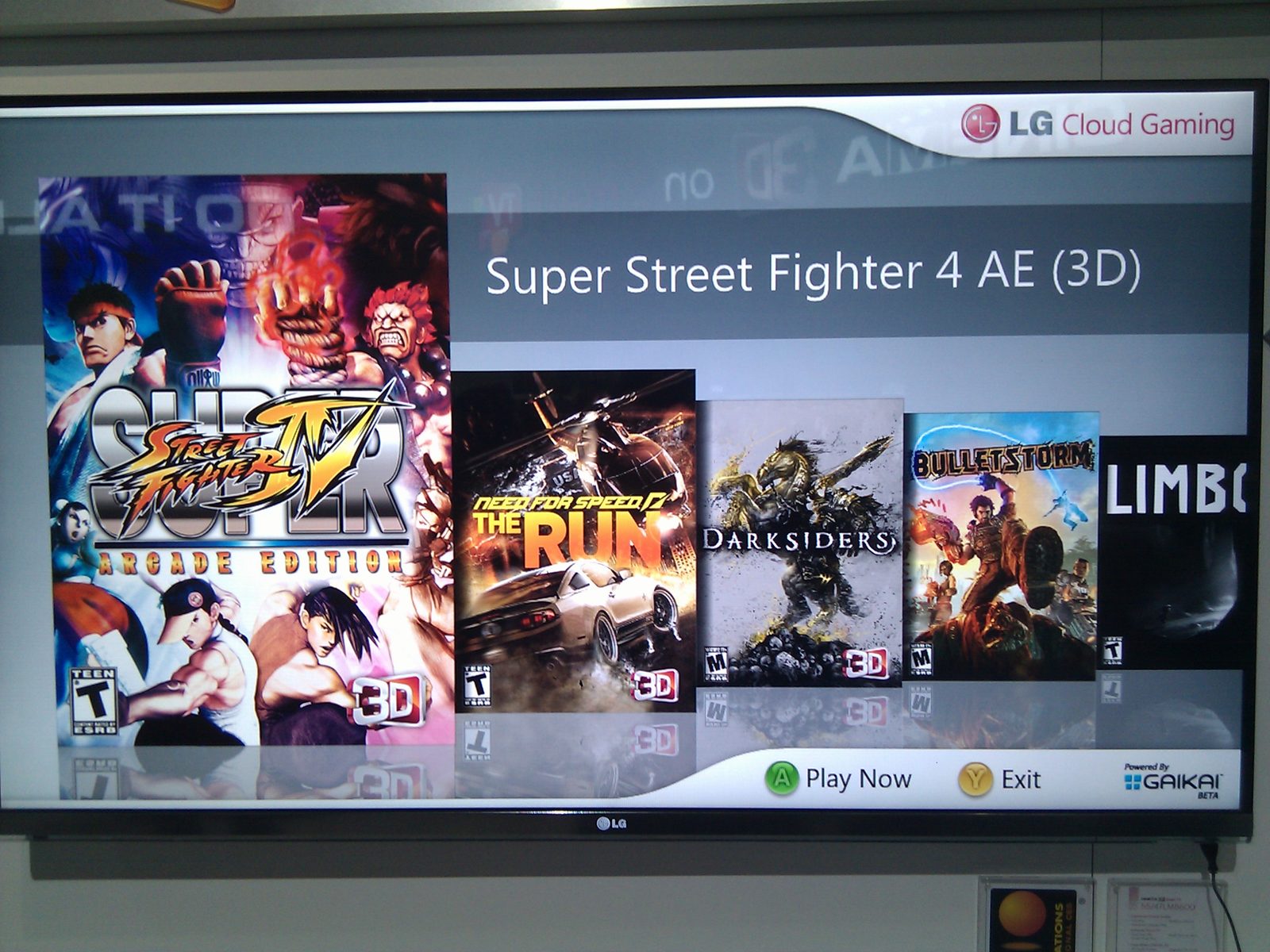 LG Cloud Gaming on a smart TV, powered by Gaikai: Super Street Fighter 4 Arcade Edition 3D with a row of game covers and Play Now.